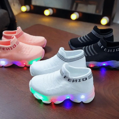 Trendsetting Footwear: Sneakers LittleChamp - Wholesale Liquidation Pallets | Pallet liquidations near me